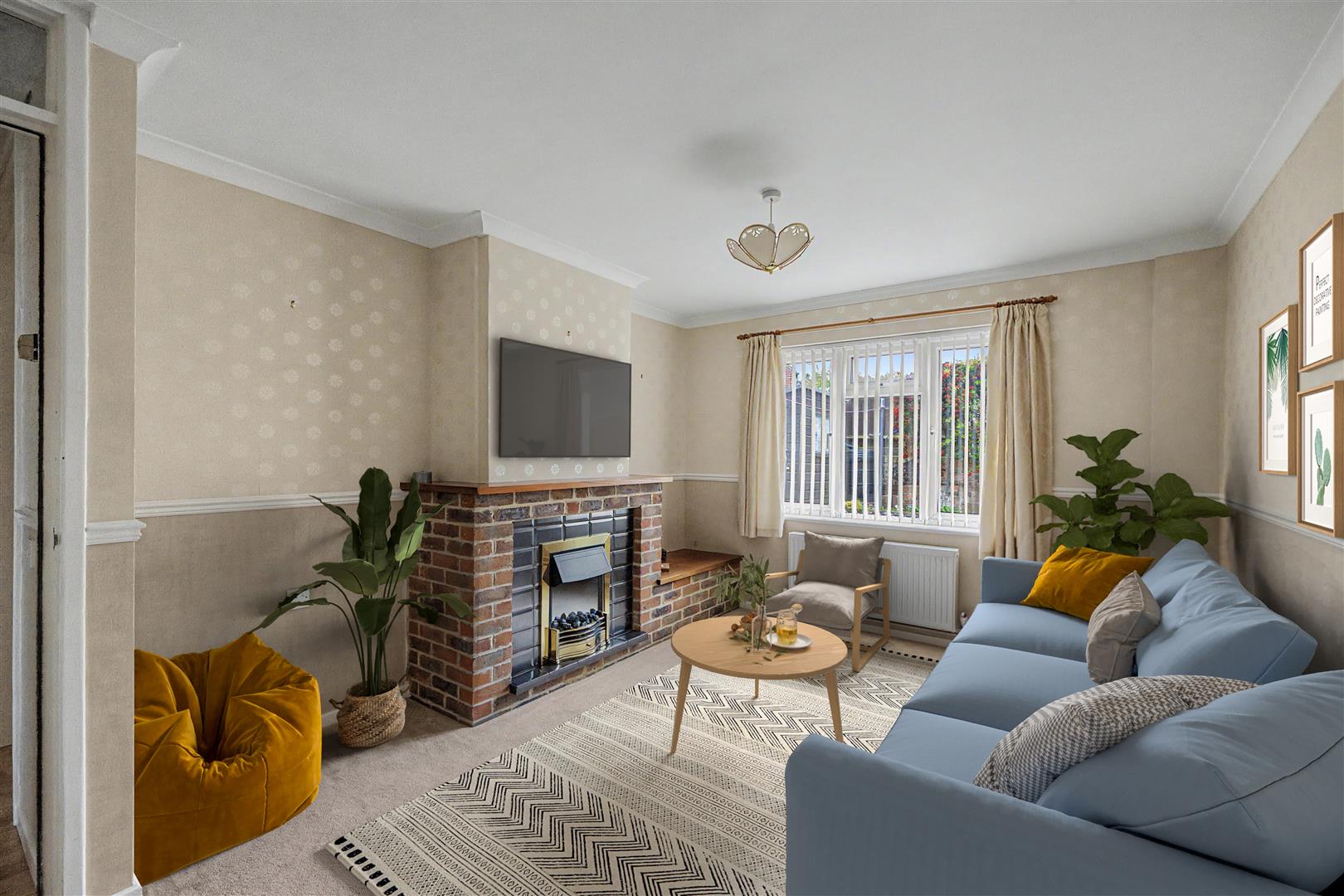1 bed property in The Close, Henley-On-Thames